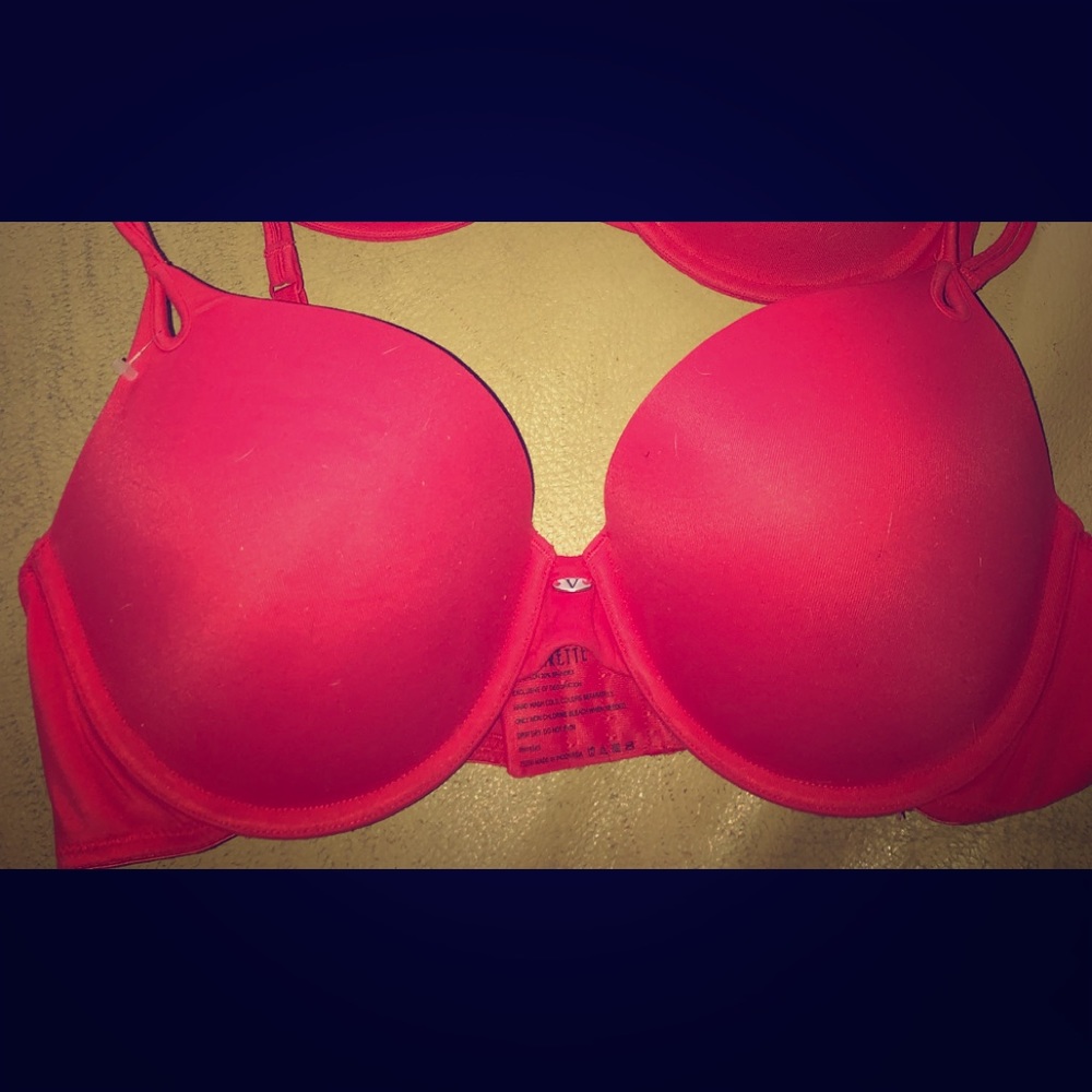 NEW PUSH UP Bra 38D Red SOFT. Vasserette